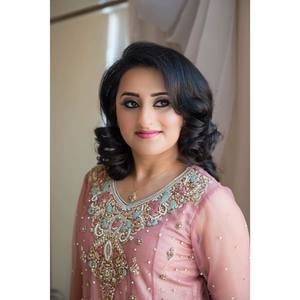 Meet your Posher, Amna